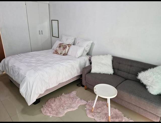 1 BEDROOM PROPERTY TO RENT IN BIRDSWOOD
